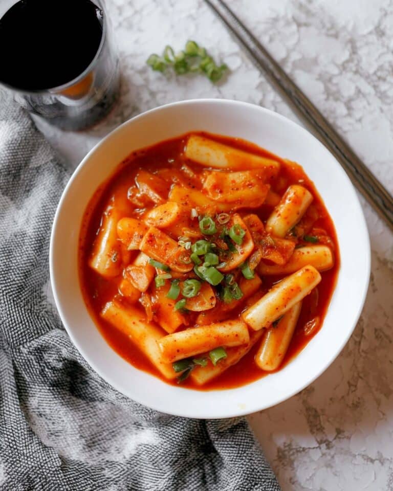 Spicy Korean Tteokbokki (Dukbokki) Recipe